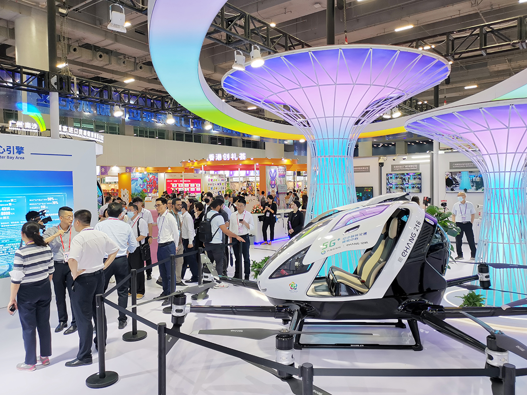 在史上規(guī)模最大的第133屆中國(guó)進(jìn)出口商品交易會(huì)上，長(zhǎng)視科技與黃埔區(qū)新一代信息技術(shù)企業(yè)聯(lián)合展出，展位位于D區(qū)20.1館G42-71，此次廣交會(huì)展覽...